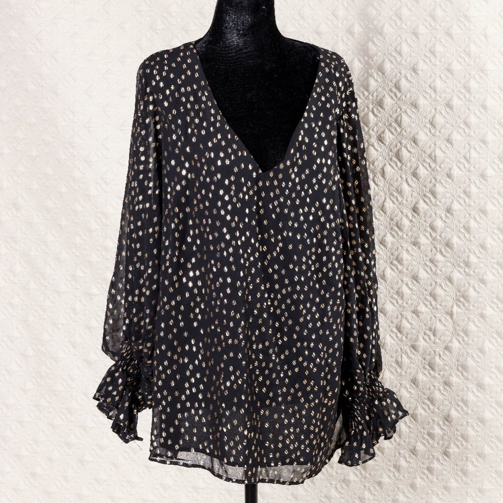 NWT 🌟 Host Pick🌟Rich Black Foil Dot Smocked-Cuff blouse - XL